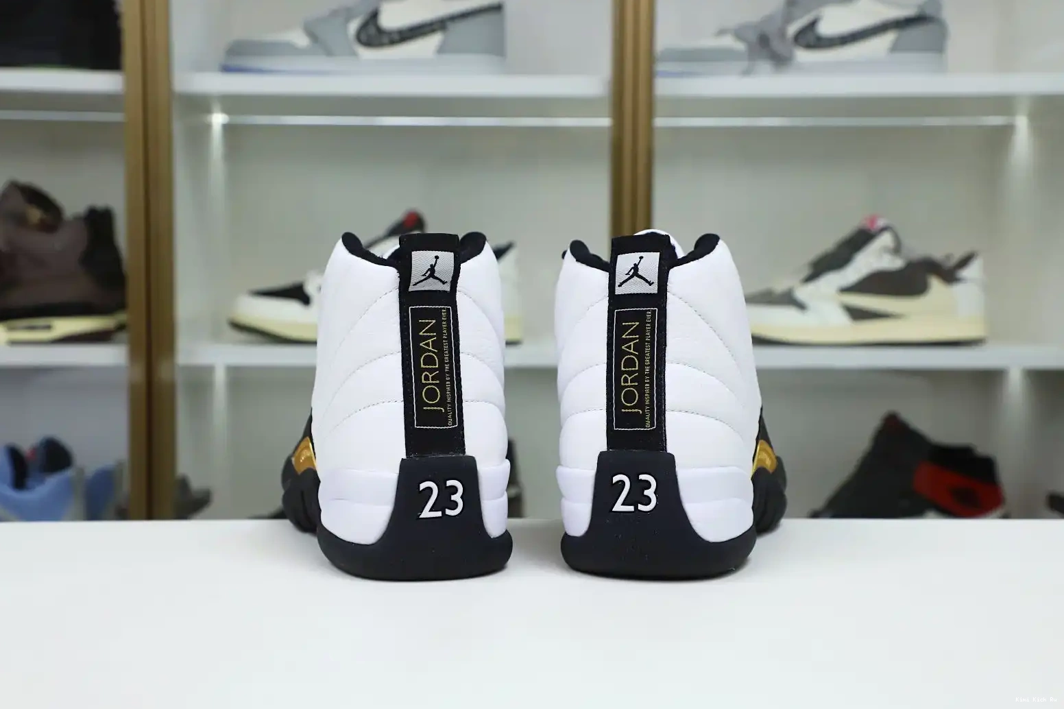 'ROYALTY' AIR RETRO JORDAN Kimikick 12 0805